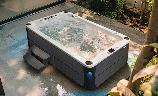 Deck Series Hammond hot tubs for sale